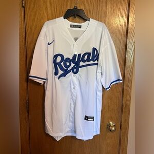 Brand New Kansas City KC Royals Jersey- Perez. Size XL
